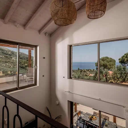 Cossoro Ena In Zakynthos * Xirokástellon
