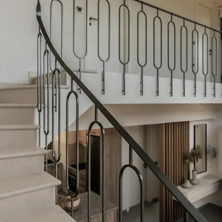 Cossoro Ena In Zakynthos Xirokástellon