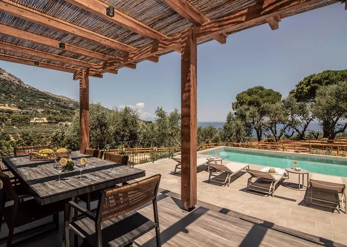 Cossoro Ena In Zakynthos * Xirokástellon