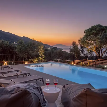 Cossoro Ena In Zakynthos * Xirokástellon