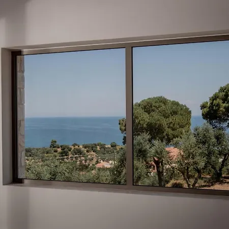 Cossoro Ena In Zakynthos * Xirokástellon